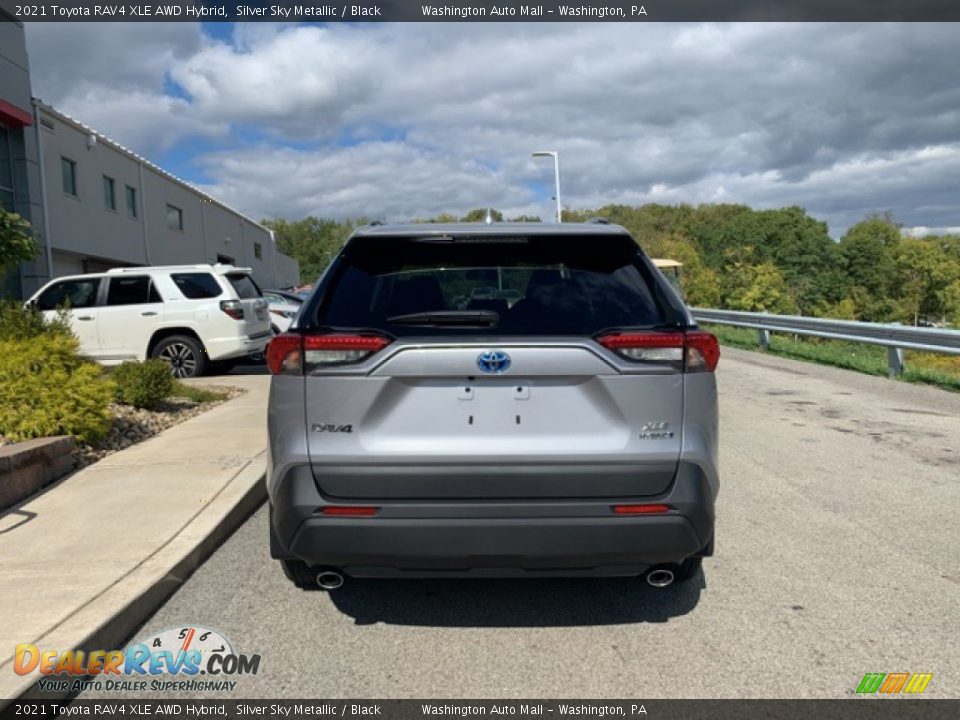 2021 Toyota RAV4 XLE AWD Hybrid Silver Sky Metallic / Black Photo #29