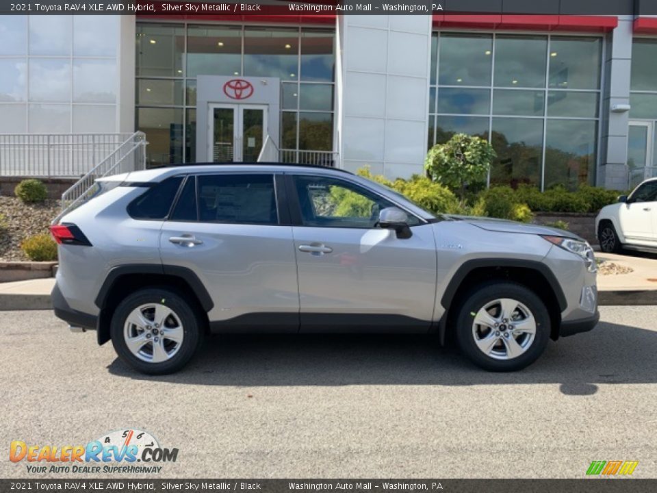 2021 Toyota RAV4 XLE AWD Hybrid Silver Sky Metallic / Black Photo #30
