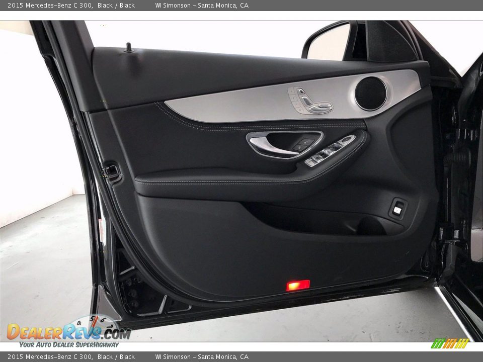 Door Panel of 2015 Mercedes-Benz C 300 Photo #24