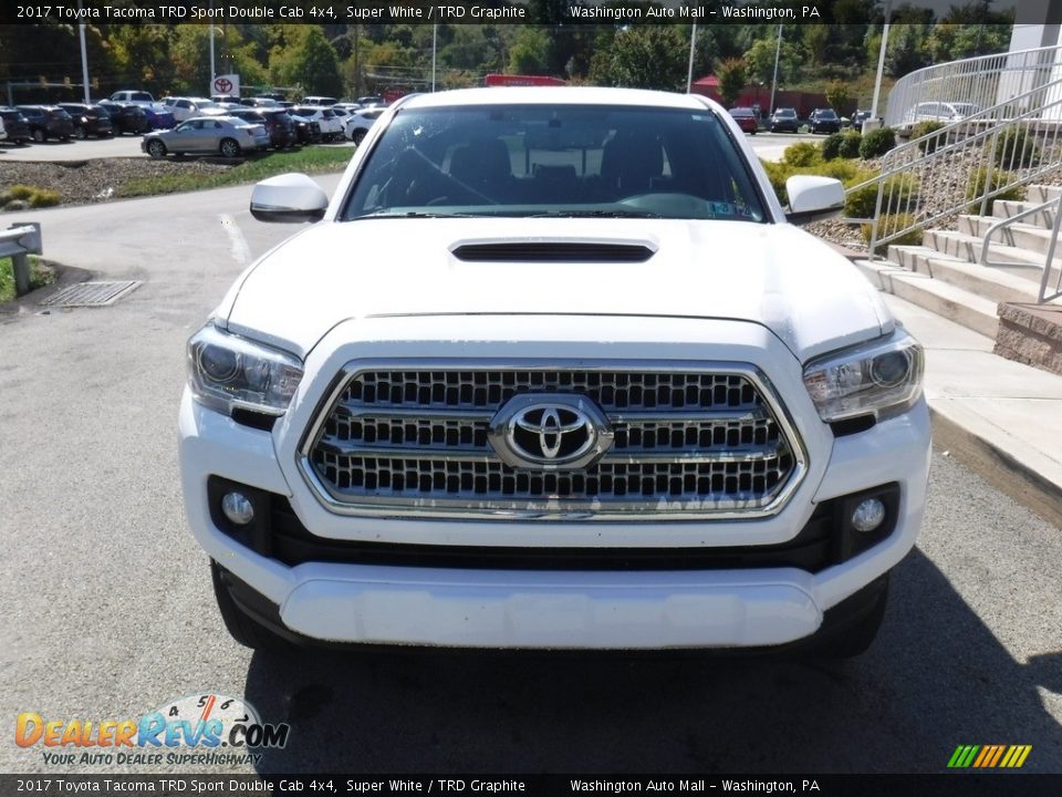 2017 Toyota Tacoma TRD Sport Double Cab 4x4 Super White / TRD Graphite Photo #11