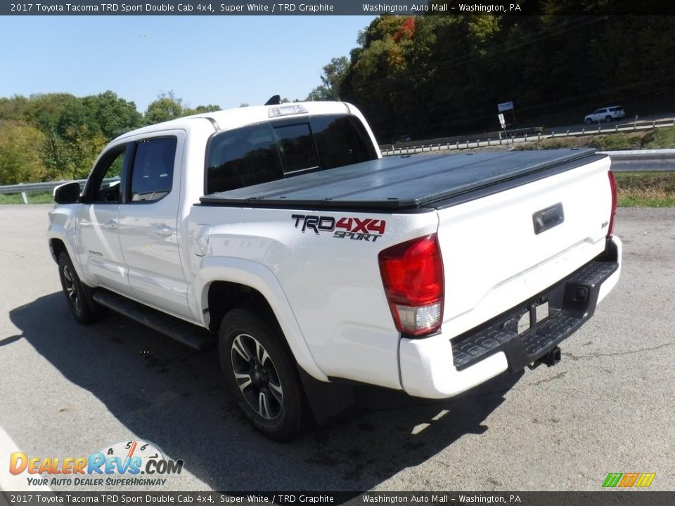 2017 Toyota Tacoma TRD Sport Double Cab 4x4 Super White / TRD Graphite Photo #14