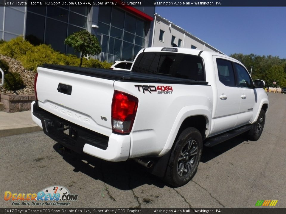 2017 Toyota Tacoma TRD Sport Double Cab 4x4 Super White / TRD Graphite Photo #16