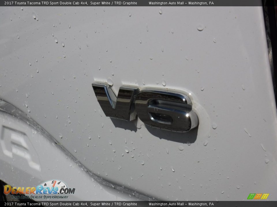 2017 Toyota Tacoma TRD Sport Double Cab 4x4 Super White / TRD Graphite Photo #18