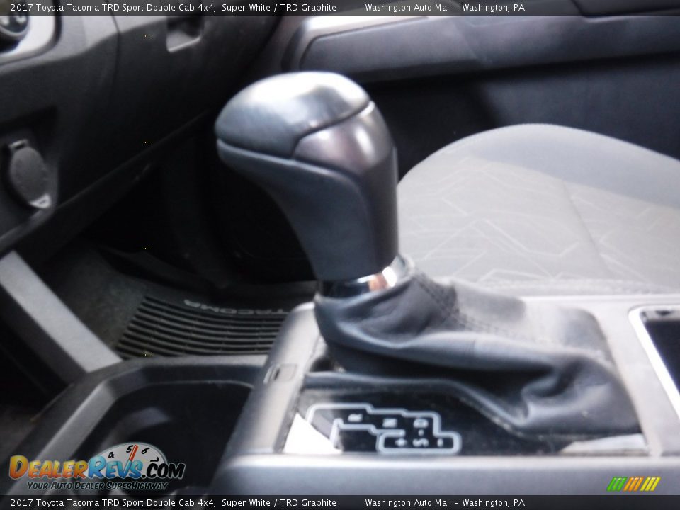 2017 Toyota Tacoma TRD Sport Double Cab 4x4 Super White / TRD Graphite Photo #24