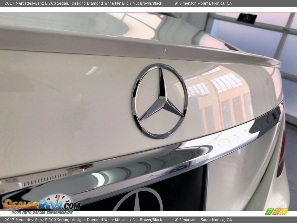 2017 Mercedes-Benz E 300 Sedan designo Diamond White Metallic / Nut Brown/Black Photo #7