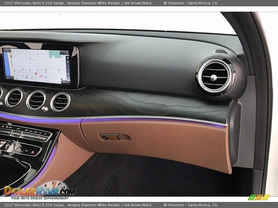 2017 Mercedes-Benz E 300 Sedan designo Diamond White Metallic / Nut Brown/Black Photo #28