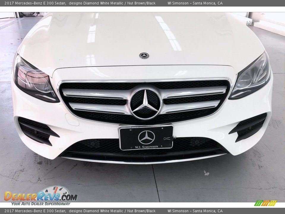 2017 Mercedes-Benz E 300 Sedan designo Diamond White Metallic / Nut Brown/Black Photo #33