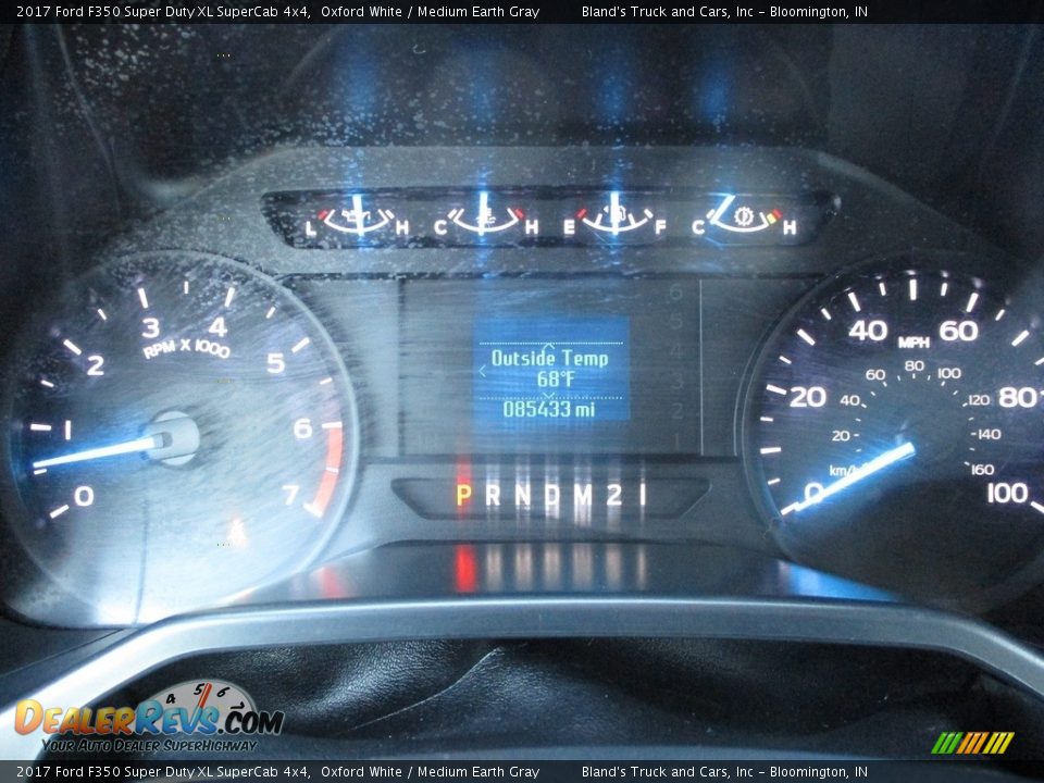 2017 Ford F350 Super Duty XL SuperCab 4x4 Oxford White / Medium Earth Gray Photo #15