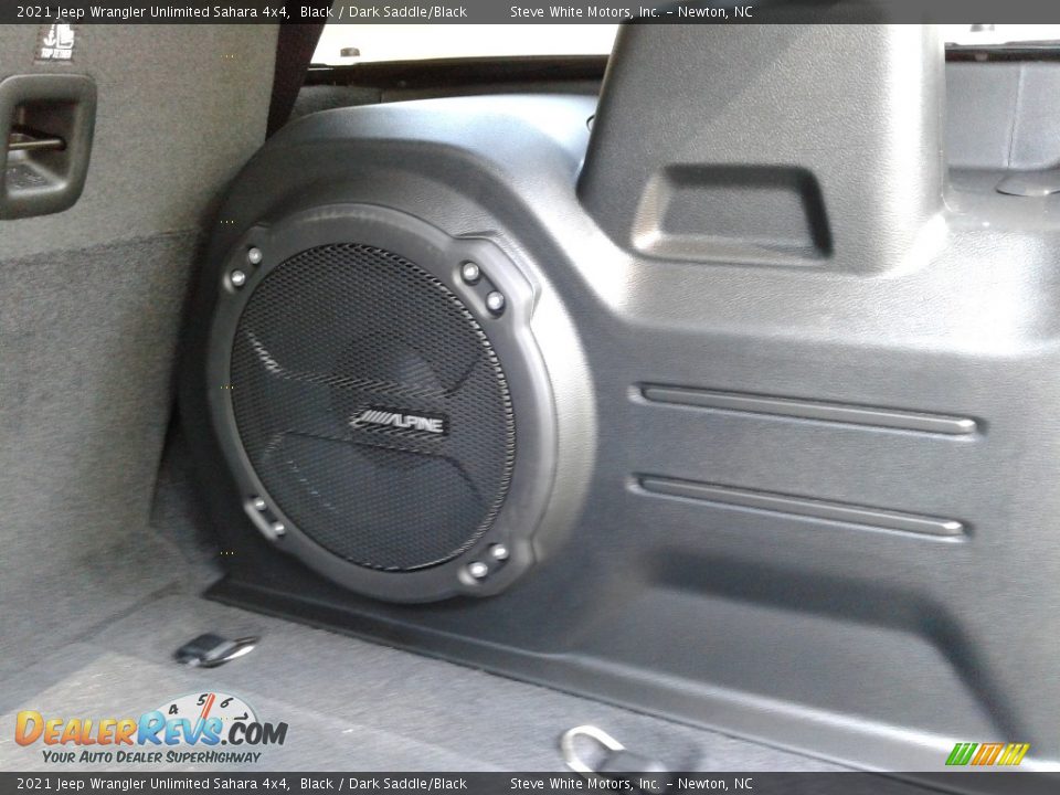 Audio System of 2021 Jeep Wrangler Unlimited Sahara 4x4 Photo #15