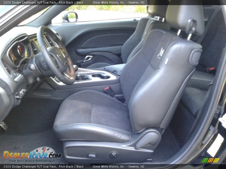 Front Seat of 2020 Dodge Challenger R/T Scat Pack Photo #10