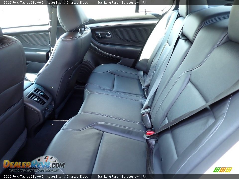 Rear Seat of 2019 Ford Taurus SEL AWD Photo #11