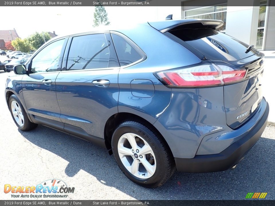 2019 Ford Edge SE AWD Blue Metallic / Dune Photo #3