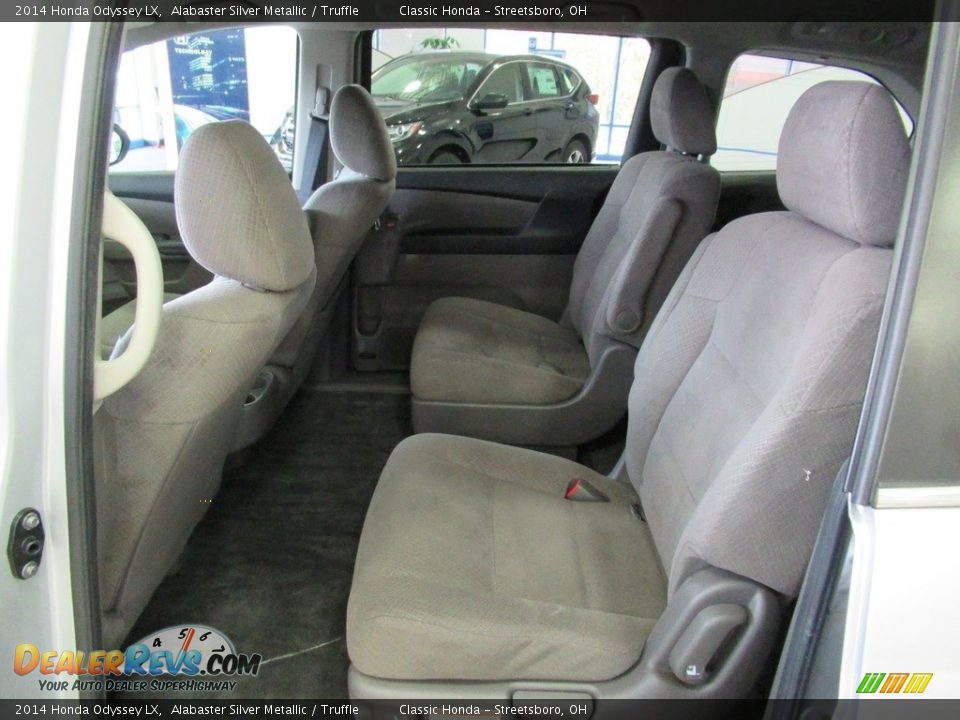2014 Honda Odyssey LX Alabaster Silver Metallic / Truffle Photo #23