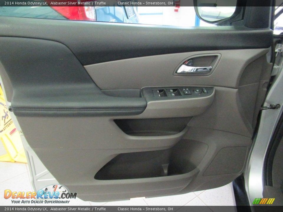 2014 Honda Odyssey LX Alabaster Silver Metallic / Truffle Photo #25