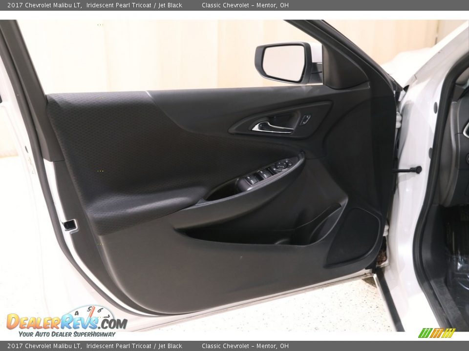 2017 Chevrolet Malibu LT Iridescent Pearl Tricoat / Jet Black Photo #4