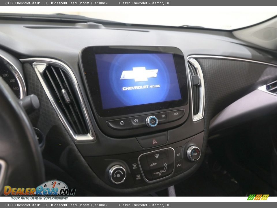 2017 Chevrolet Malibu LT Iridescent Pearl Tricoat / Jet Black Photo #9