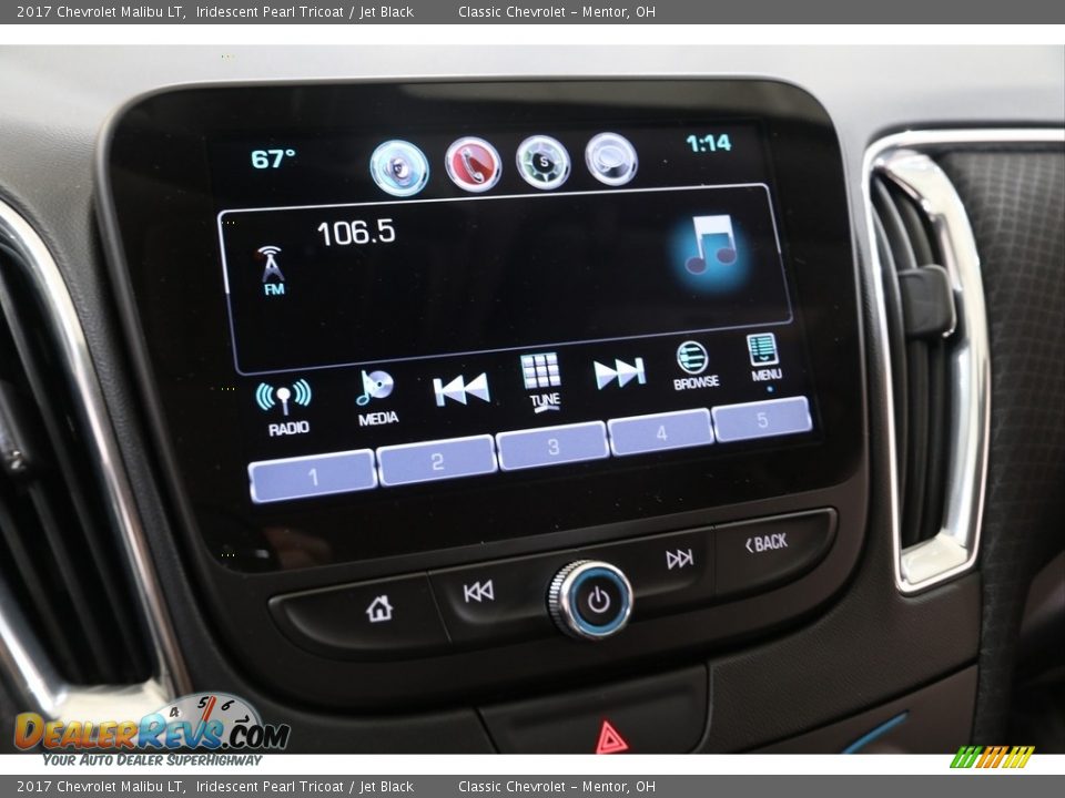 2017 Chevrolet Malibu LT Iridescent Pearl Tricoat / Jet Black Photo #11