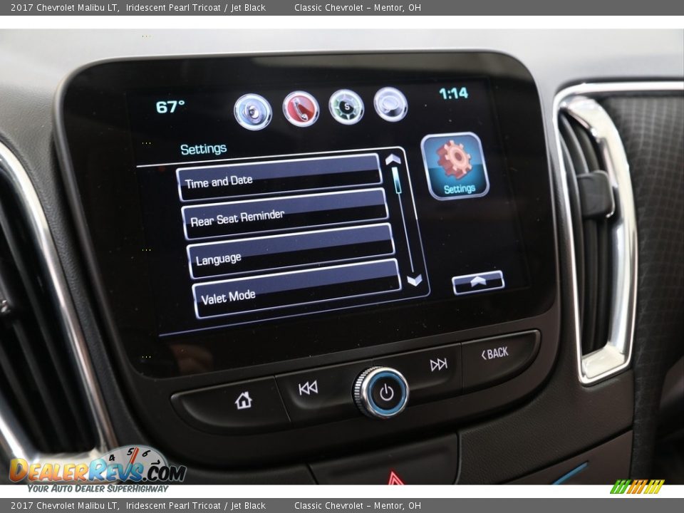 2017 Chevrolet Malibu LT Iridescent Pearl Tricoat / Jet Black Photo #14