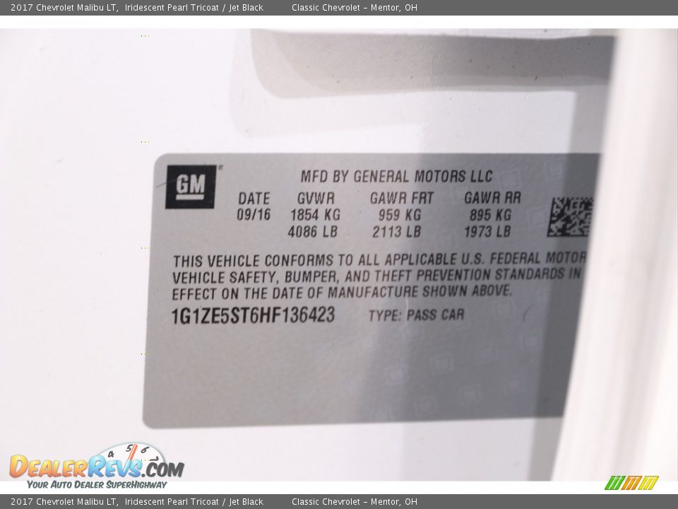 2017 Chevrolet Malibu LT Iridescent Pearl Tricoat / Jet Black Photo #24