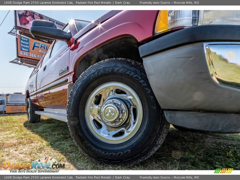 1998 Dodge Ram 2500 Laramie Extended Cab Radiant Fire Red Metallic / Dark Gray Photo #2