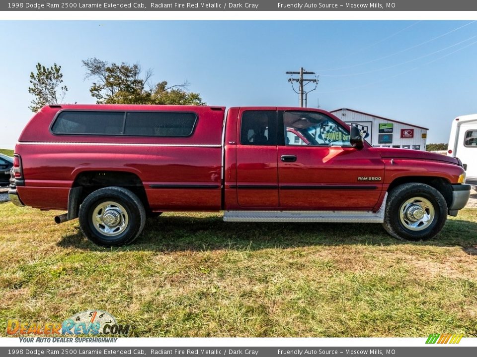 1998 Dodge Ram 2500 Laramie Extended Cab Radiant Fire Red Metallic / Dark Gray Photo #3