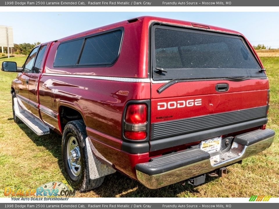 1998 Dodge Ram 2500 Laramie Extended Cab Radiant Fire Red Metallic / Dark Gray Photo #6
