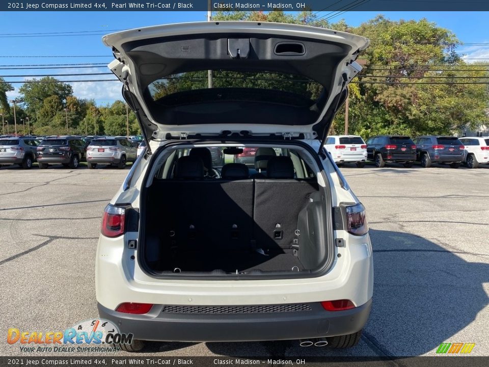2021 Jeep Compass Limited 4x4 Trunk Photo #11