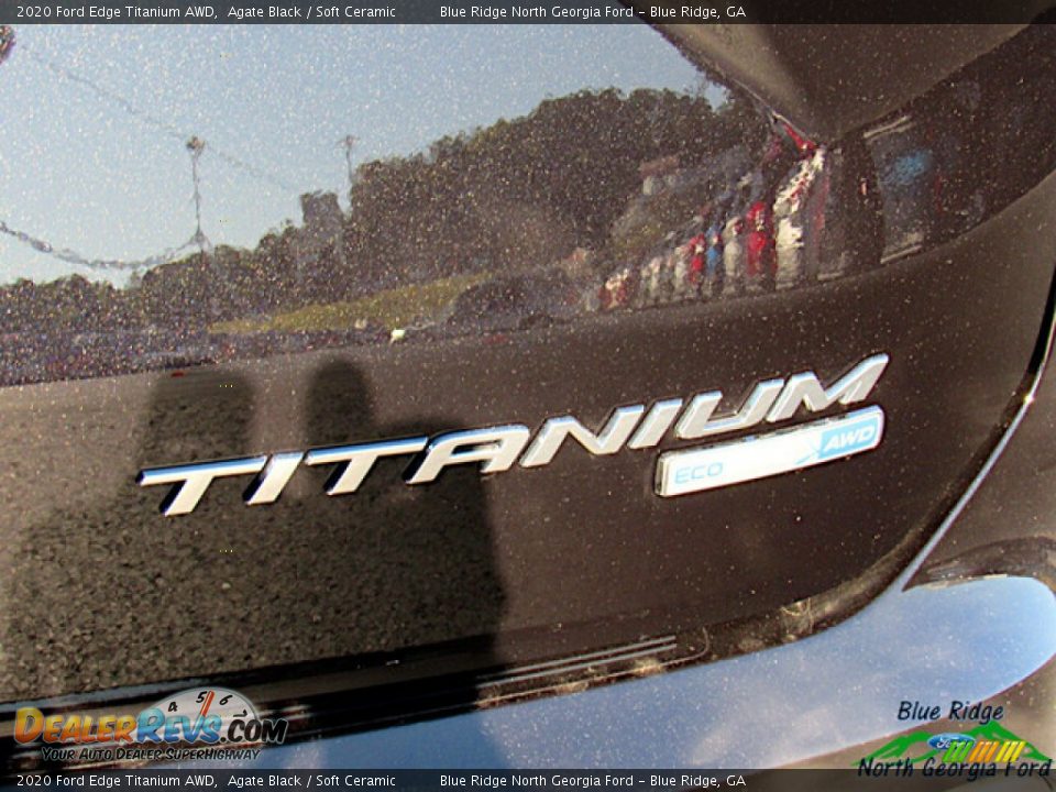 2020 Ford Edge Titanium AWD Agate Black / Soft Ceramic Photo #29