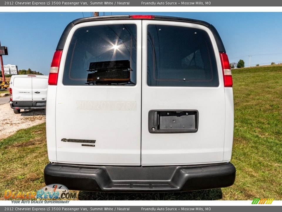2012 Chevrolet Express LS 3500 Passenger Van Summit White / Neutral Photo #5