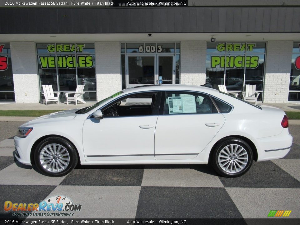 2016 Volkswagen Passat SE Sedan Pure White / Titan Black Photo #1