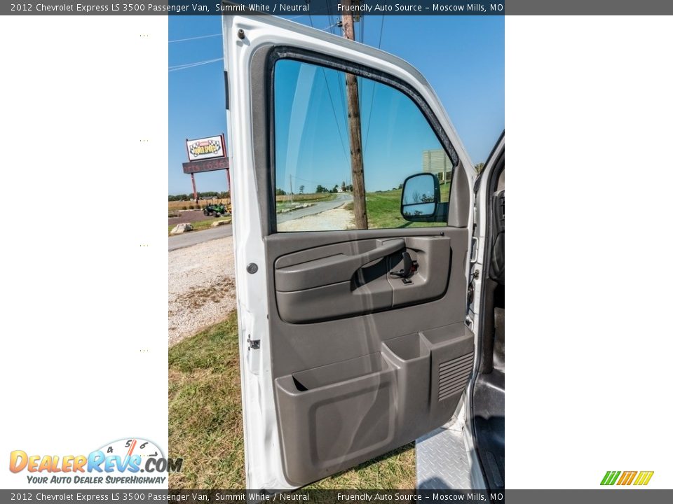 2012 Chevrolet Express LS 3500 Passenger Van Summit White / Neutral Photo #20