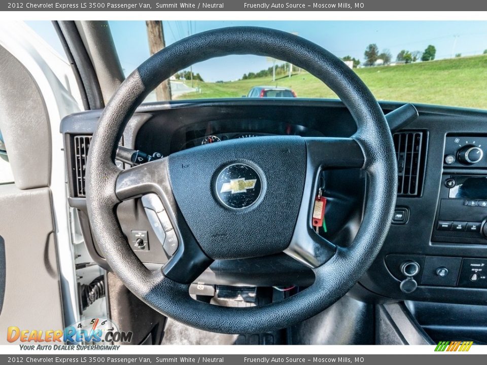 2012 Chevrolet Express LS 3500 Passenger Van Summit White / Neutral Photo #33