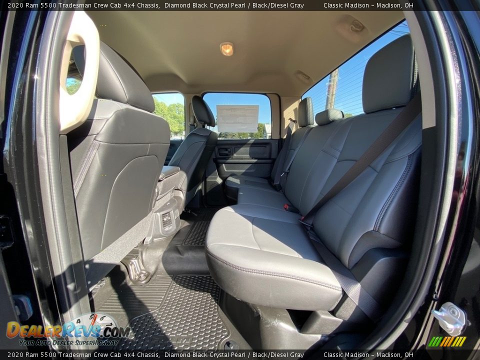 2020 Ram 5500 Tradesman Crew Cab 4x4 Chassis Diamond Black Crystal Pearl / Black/Diesel Gray Photo #3