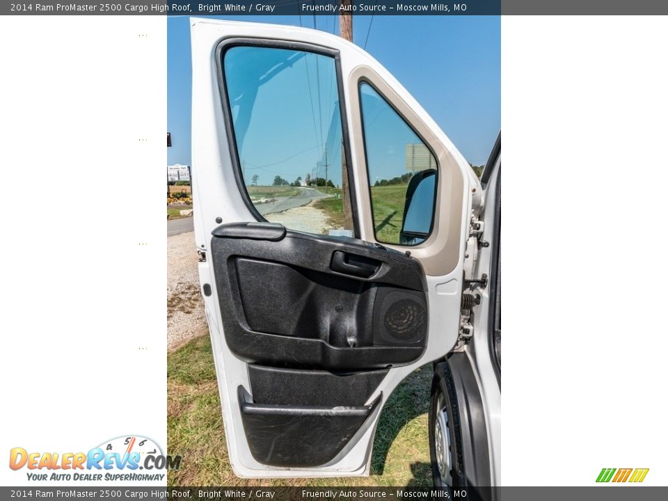 2014 Ram ProMaster 2500 Cargo High Roof Bright White / Gray Photo #19