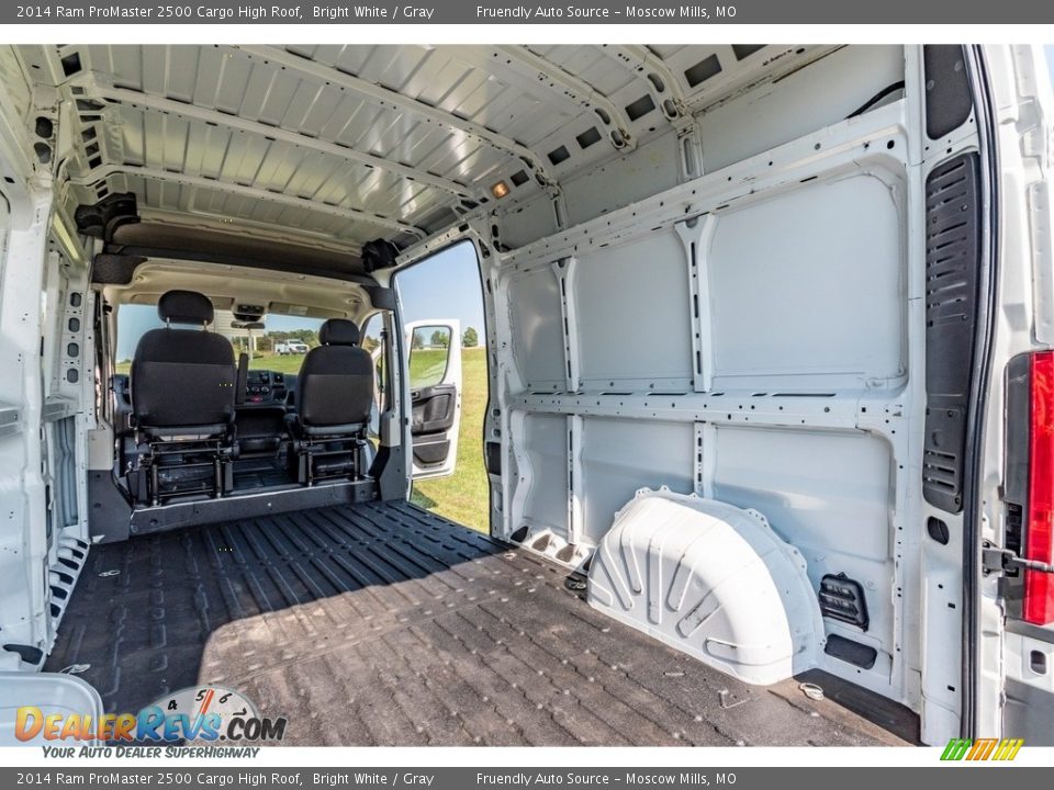 2014 Ram ProMaster 2500 Cargo High Roof Bright White / Gray Photo #21