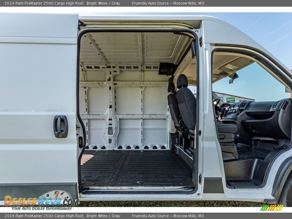 2014 Ram ProMaster 2500 Cargo High Roof Bright White / Gray Photo #24