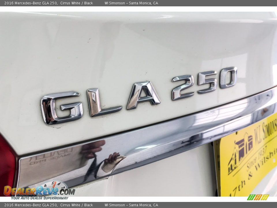 2016 Mercedes-Benz GLA 250 Cirrus White / Black Photo #7