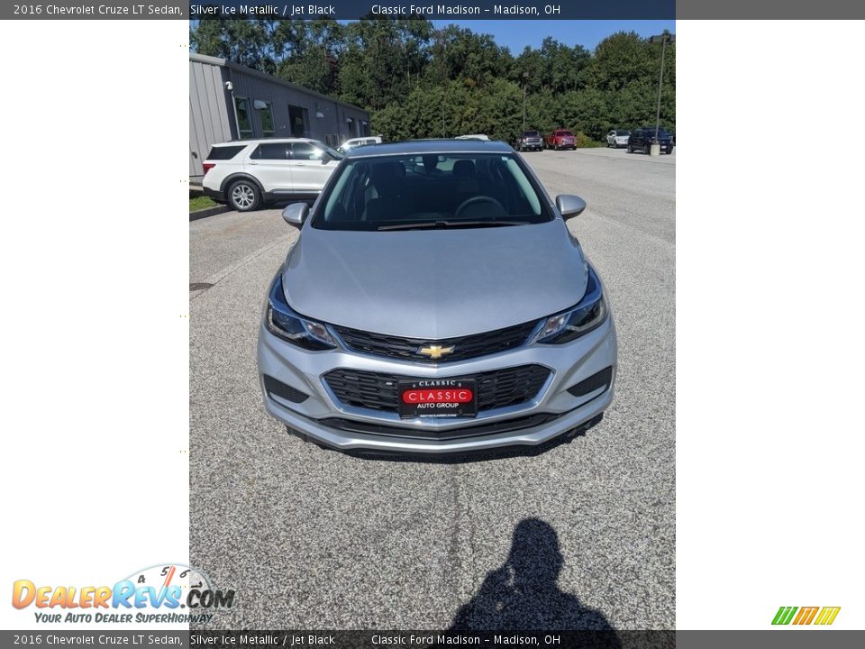 2016 Chevrolet Cruze LT Sedan Silver Ice Metallic / Jet Black Photo #2