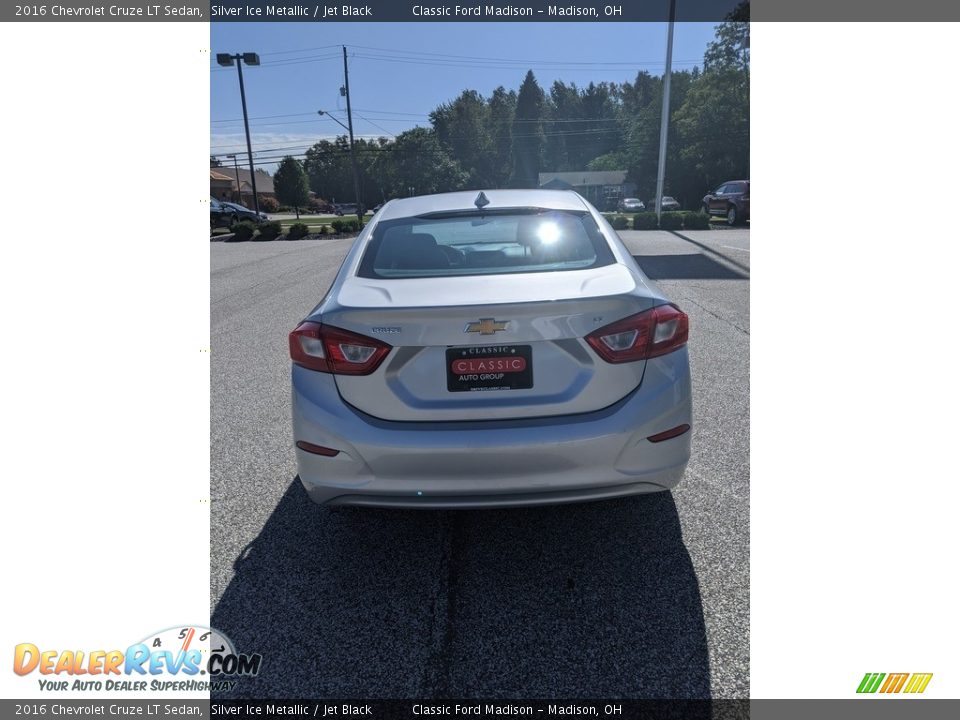 2016 Chevrolet Cruze LT Sedan Silver Ice Metallic / Jet Black Photo #6
