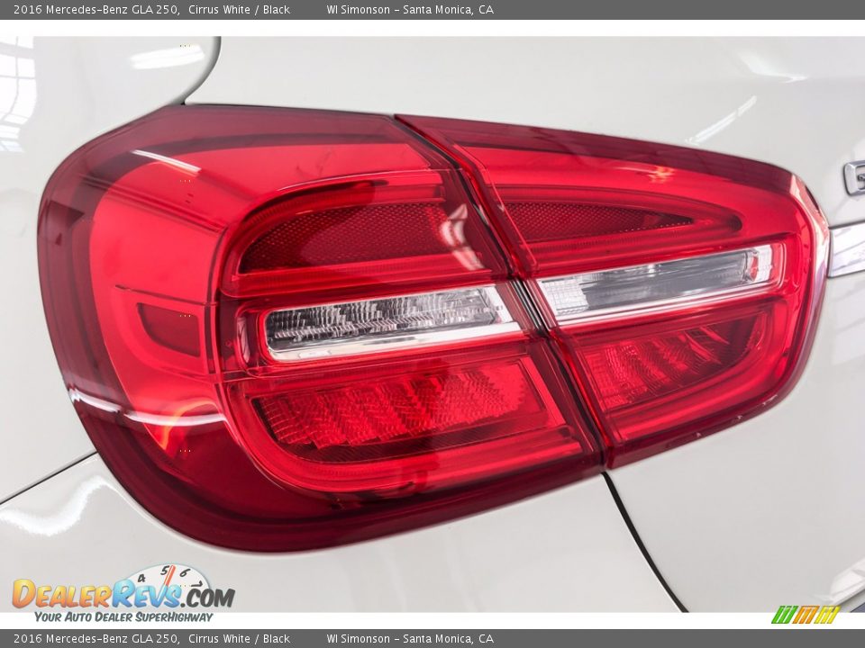 2016 Mercedes-Benz GLA 250 Cirrus White / Black Photo #27