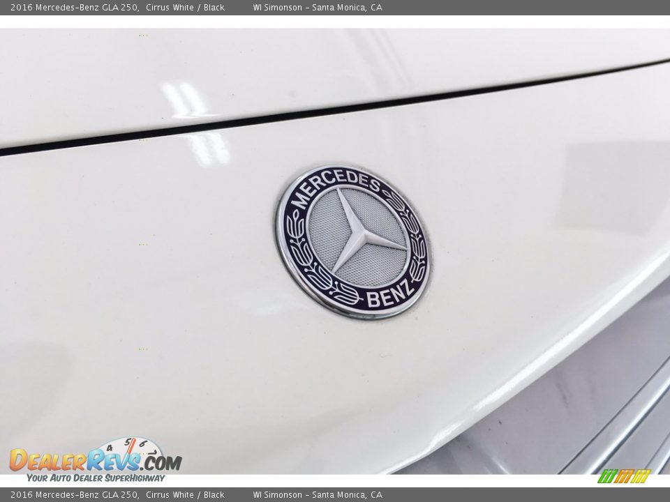 2016 Mercedes-Benz GLA 250 Cirrus White / Black Photo #33
