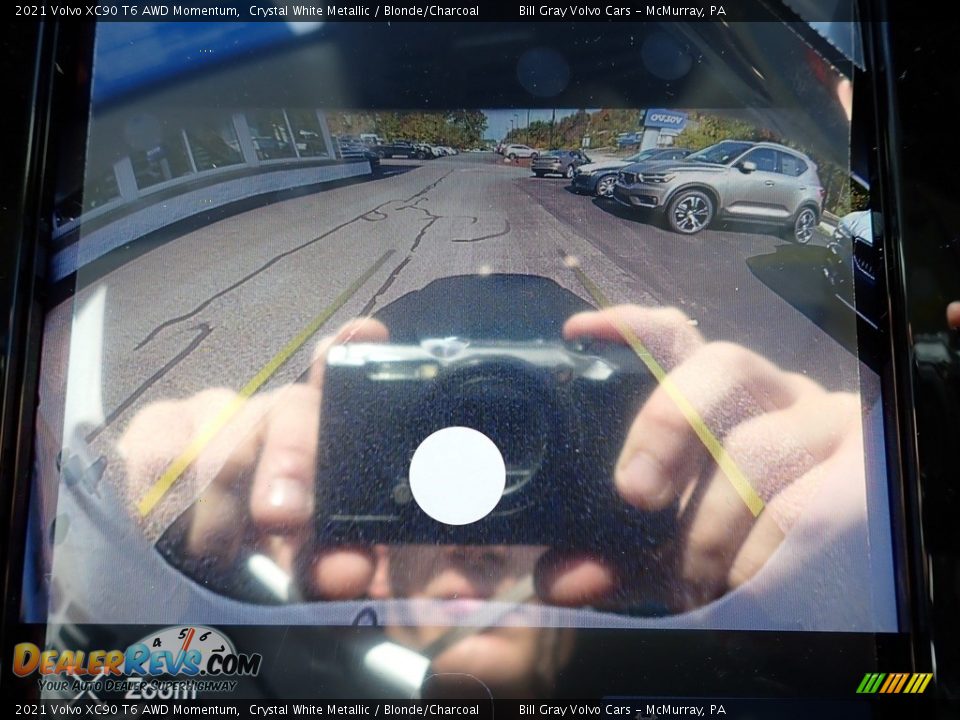 2021 Volvo XC90 T6 AWD Momentum Crystal White Metallic / Blonde/Charcoal Photo #14