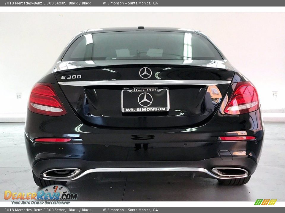 2018 Mercedes-Benz E 300 Sedan Black / Black Photo #3