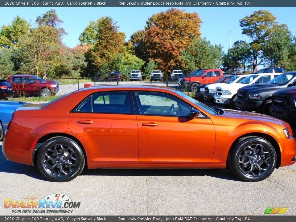 Canyon Sunset 2020 Chrysler 300 Touring AWD Photo #4