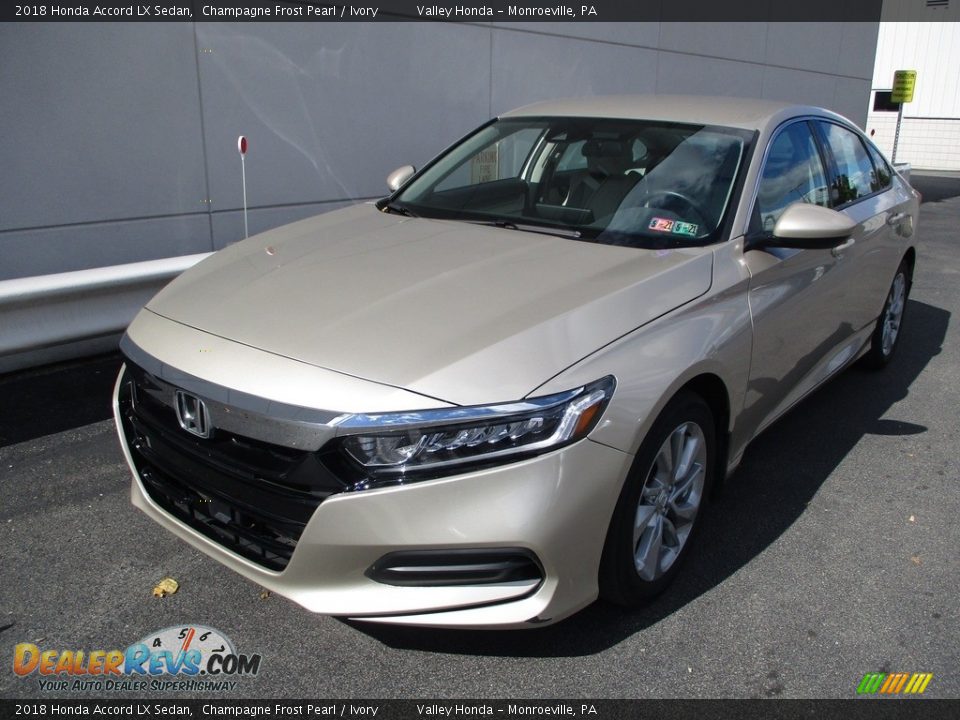 2018 Honda Accord LX Sedan Champagne Frost Pearl / Ivory Photo #8