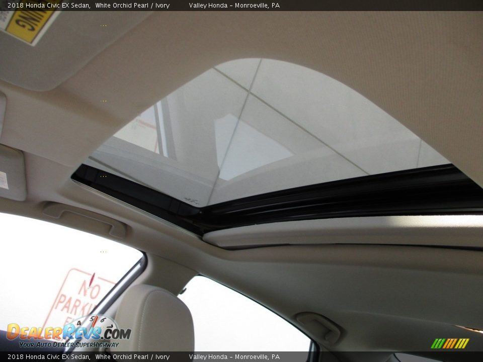 2018 Honda Civic EX Sedan White Orchid Pearl / Ivory Photo #11