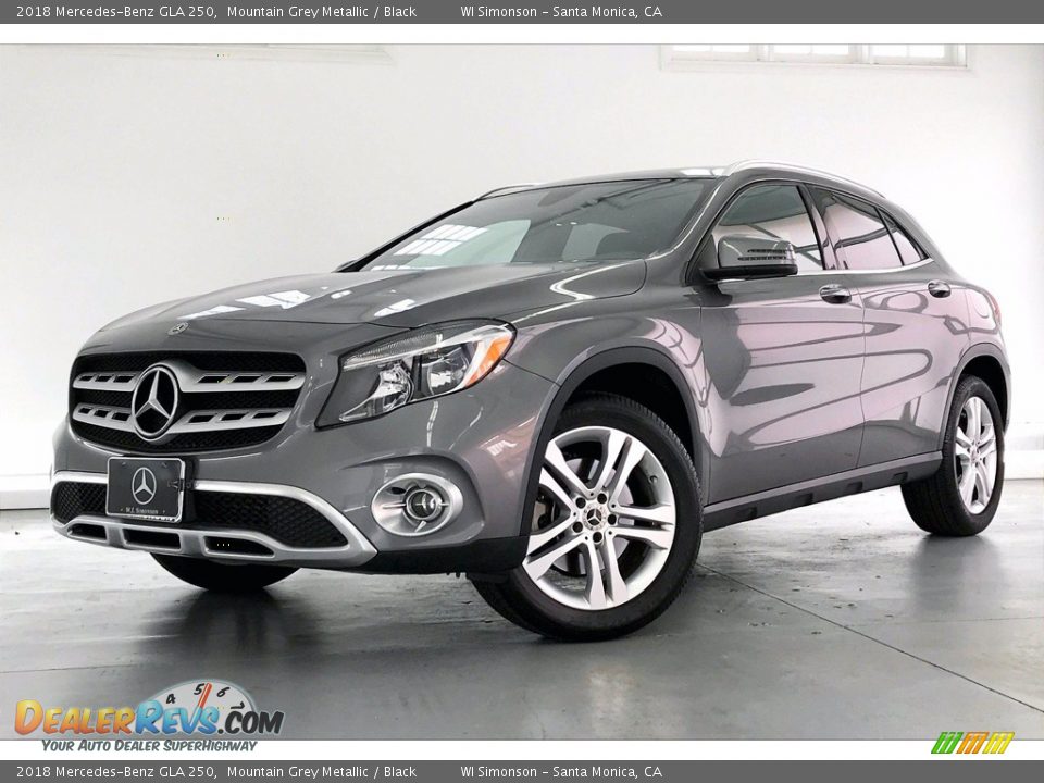 2018 Mercedes-Benz GLA 250 Mountain Grey Metallic / Black Photo #12