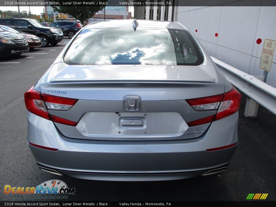 2018 Honda Accord Sport Sedan Lunar Silver Metallic / Black Photo #4