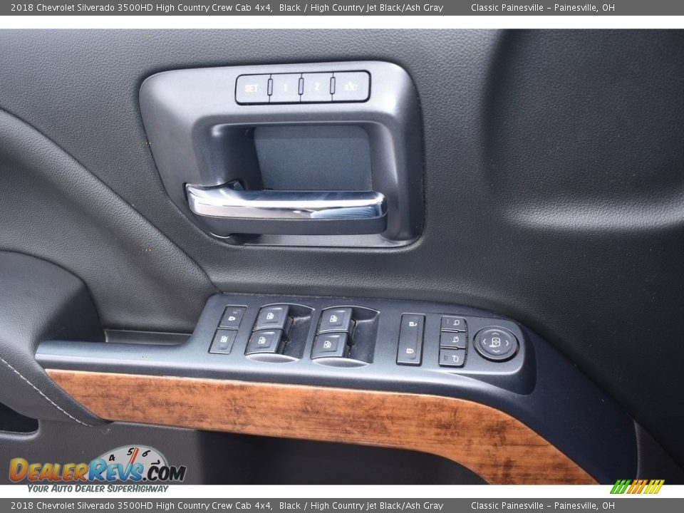 Door Panel of 2018 Chevrolet Silverado 3500HD High Country Crew Cab 4x4 Photo #12