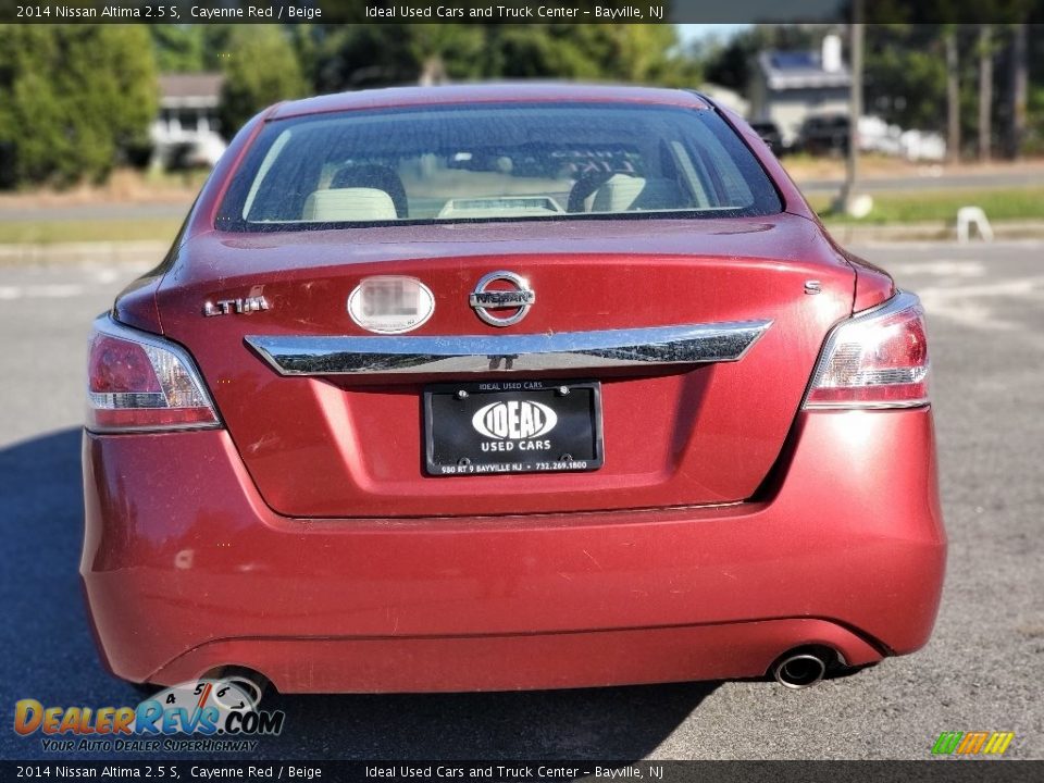2014 Nissan Altima 2.5 S Cayenne Red / Beige Photo #4